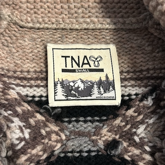 TNA Aritzia Sea-to-Sky Lambswool Zip-up - Picture 6 of 9